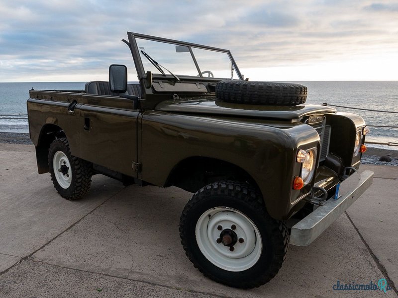 1979' Land Rover Serie III photo #1