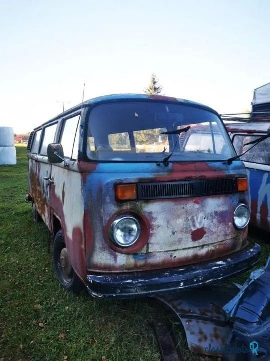1975' Volkswagen Transporter photo #4