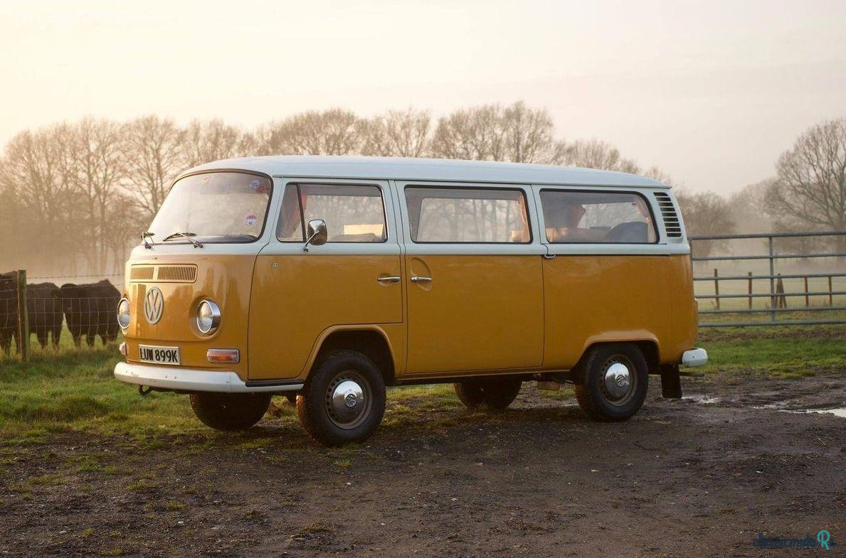 1972' Volkswagen Camper photo #2