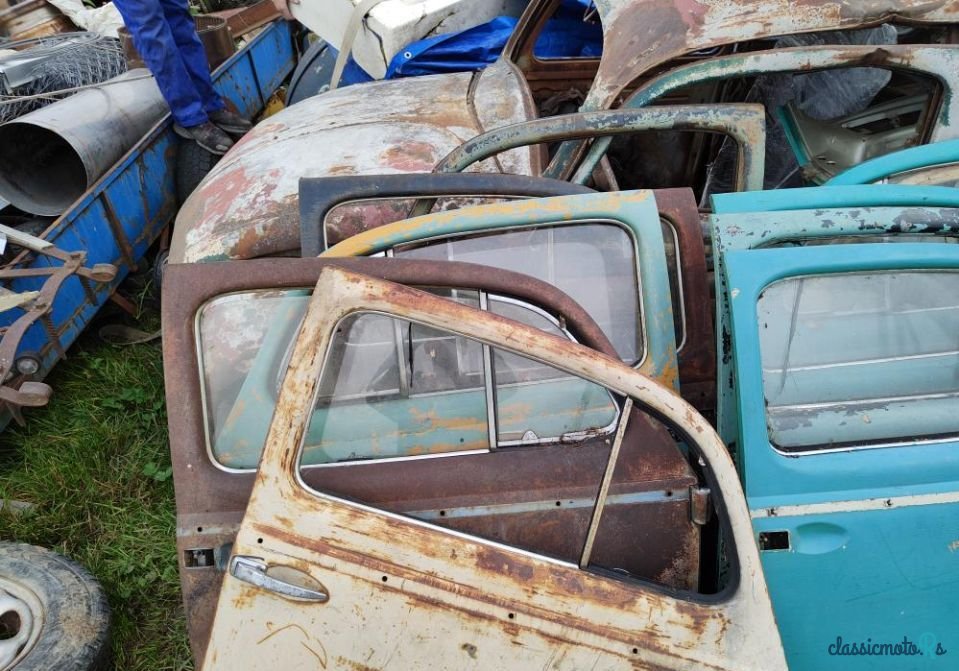 1951' Volkswagen Garbus photo #4