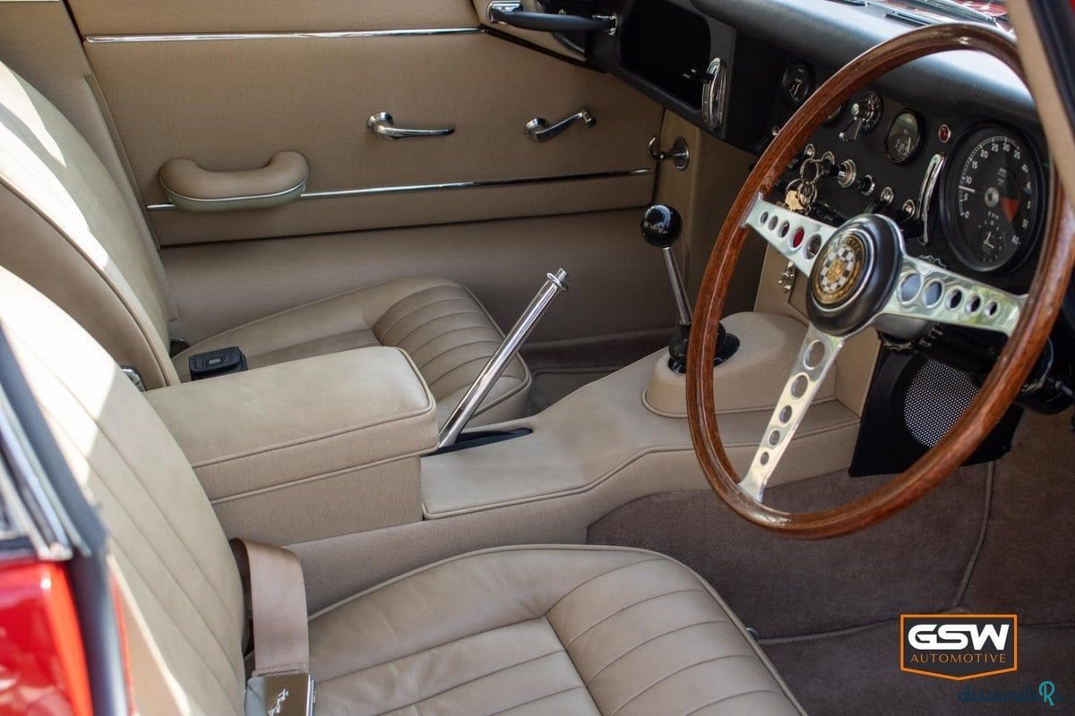 1965' Jaguar E-Type photo #4