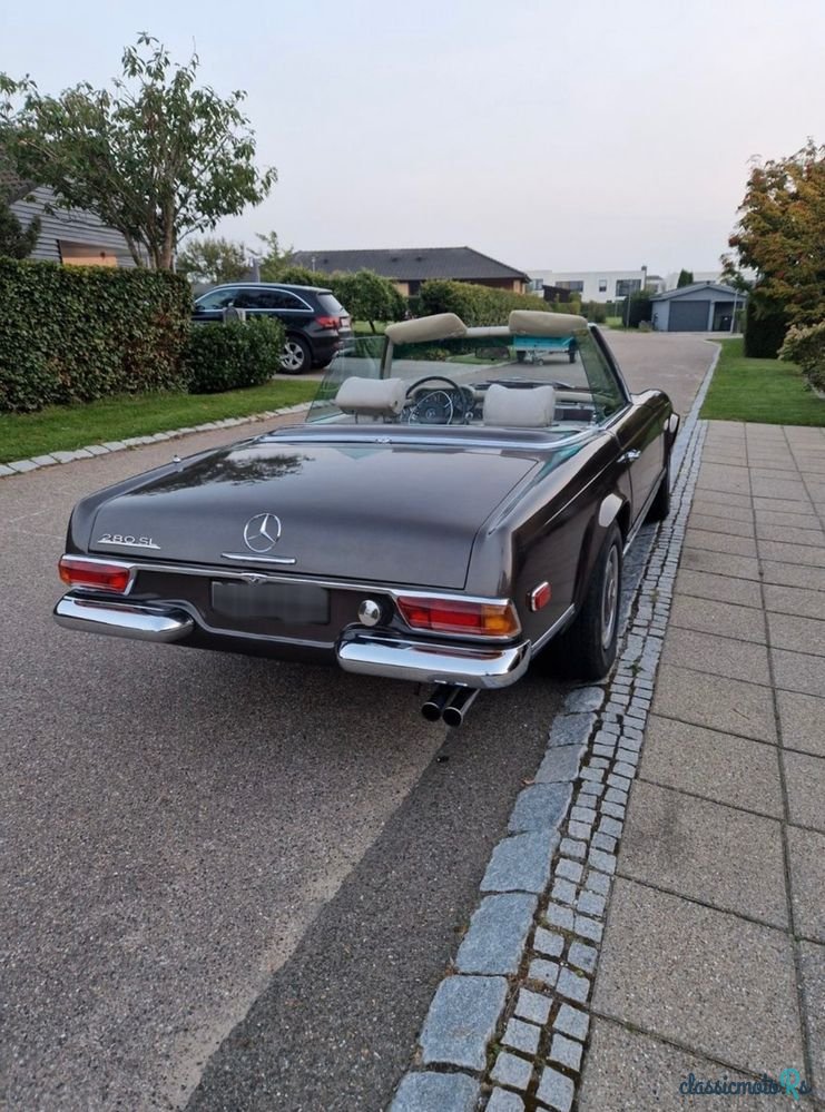 1969' Mercedes-Benz photo #3