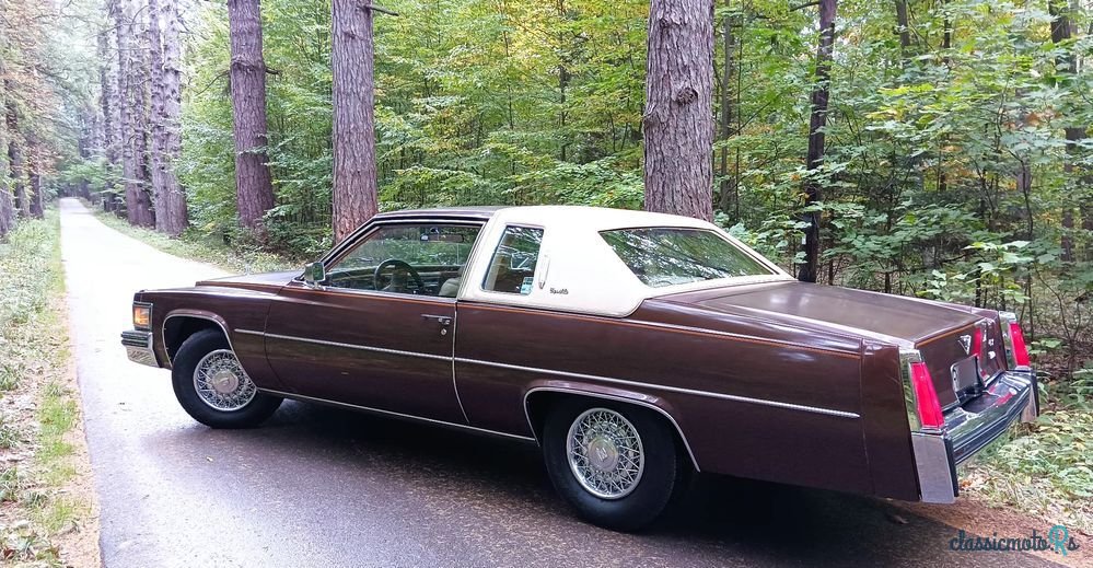 1977' Cadillac Deville photo #3