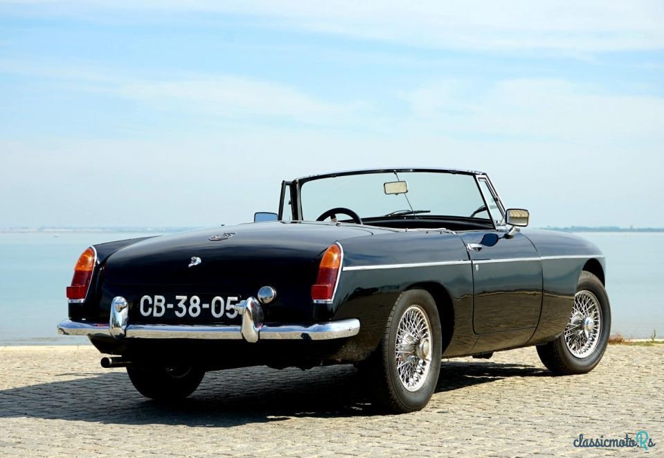1964' MG MGB photo #2