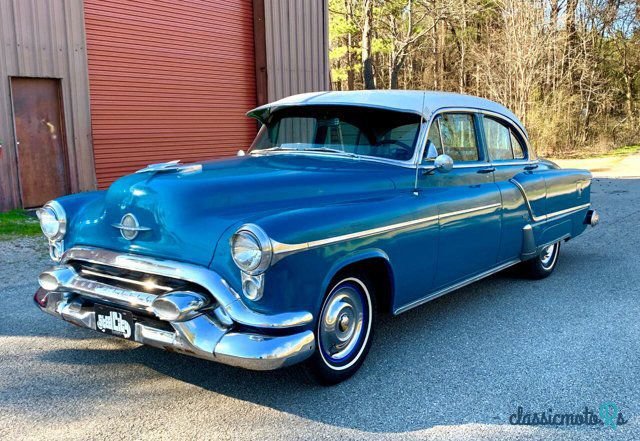 1952' Oldsmobile Ninety-Eight photo #3