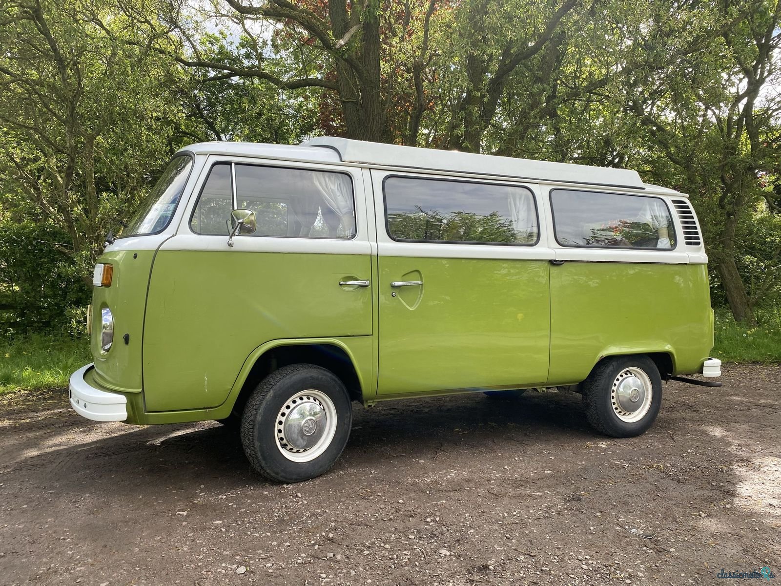 1978' Volkswagen Camper photo #1