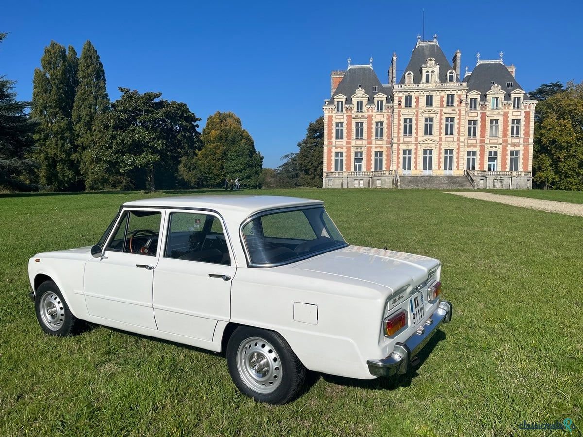 1972' Alfa Romeo Giulia photo #3