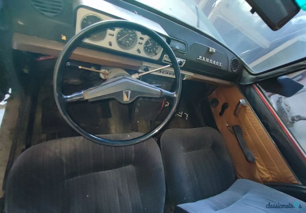 1965' Peugeot 404 photo #2