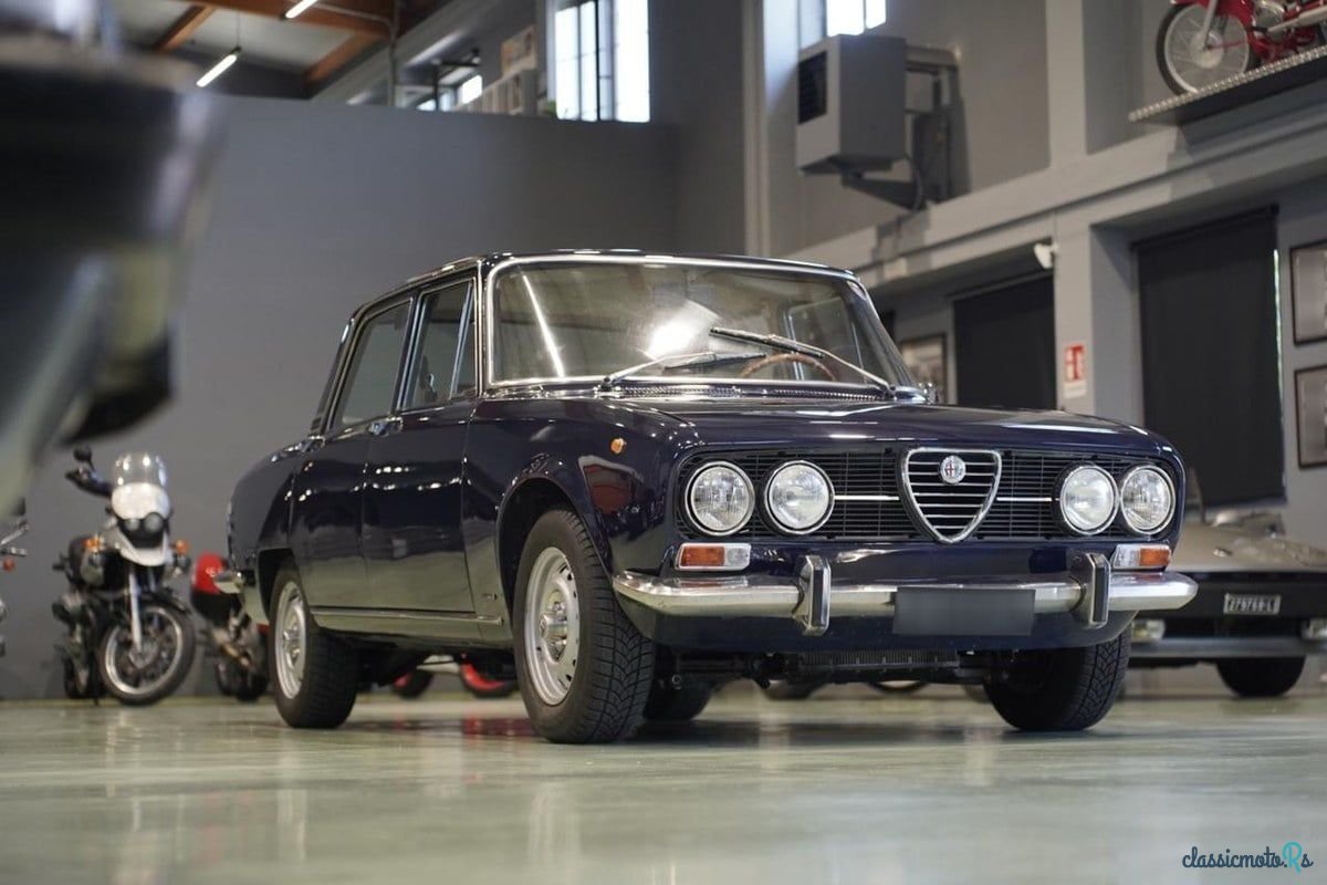1972' Alfa Romeo Giulia photo #3