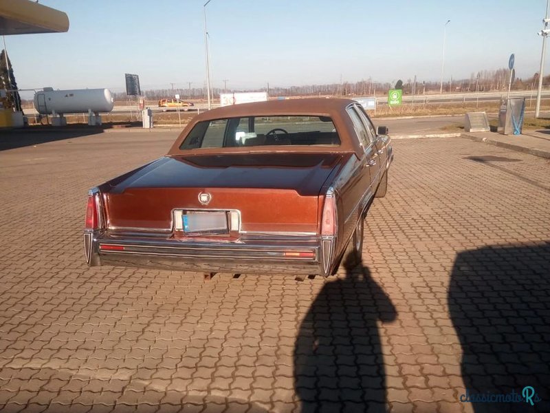 1977' Cadillac Fleetwood photo #6