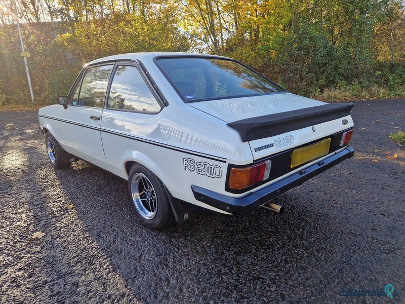 1980' Ford Escort photo #3