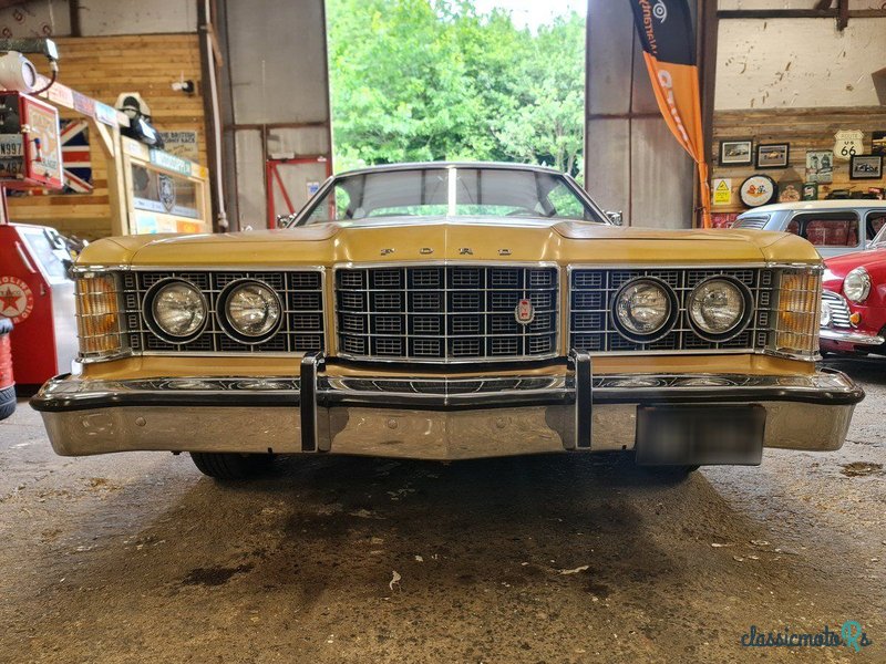 1973' Ford Brougham photo #6