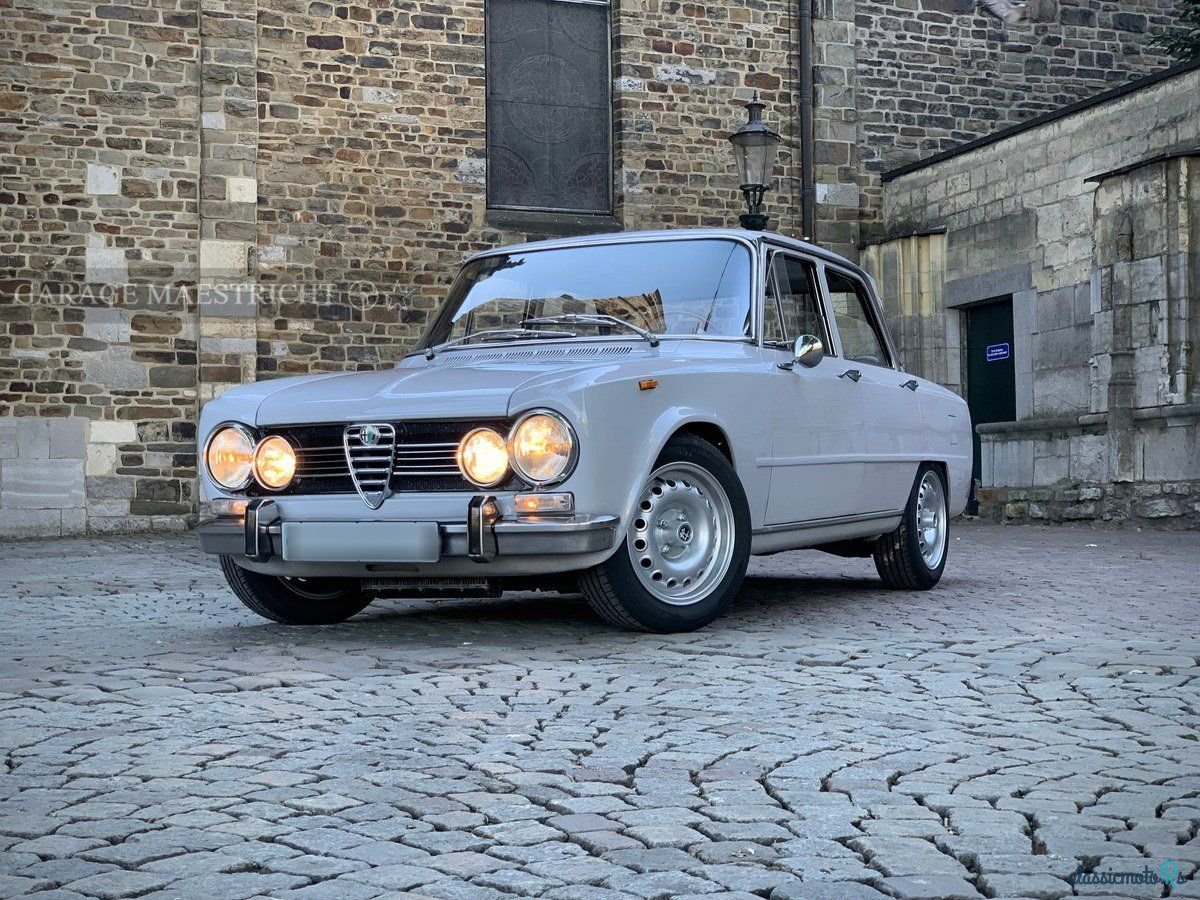 1972' Alfa Romeo Giulia photo #1