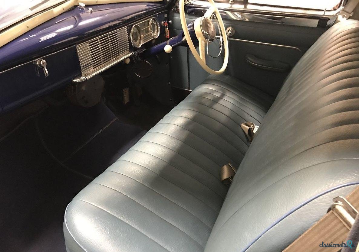 1948' Packard Touring Sedan photo #3