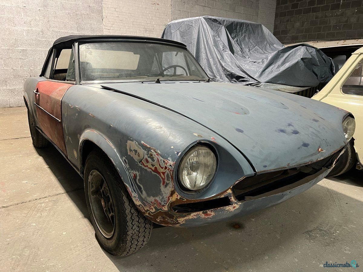 1974' Fiat 124 Spider photo #1