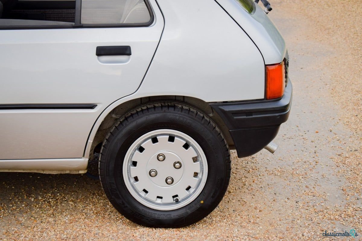 1990' Peugeot 205 photo #4