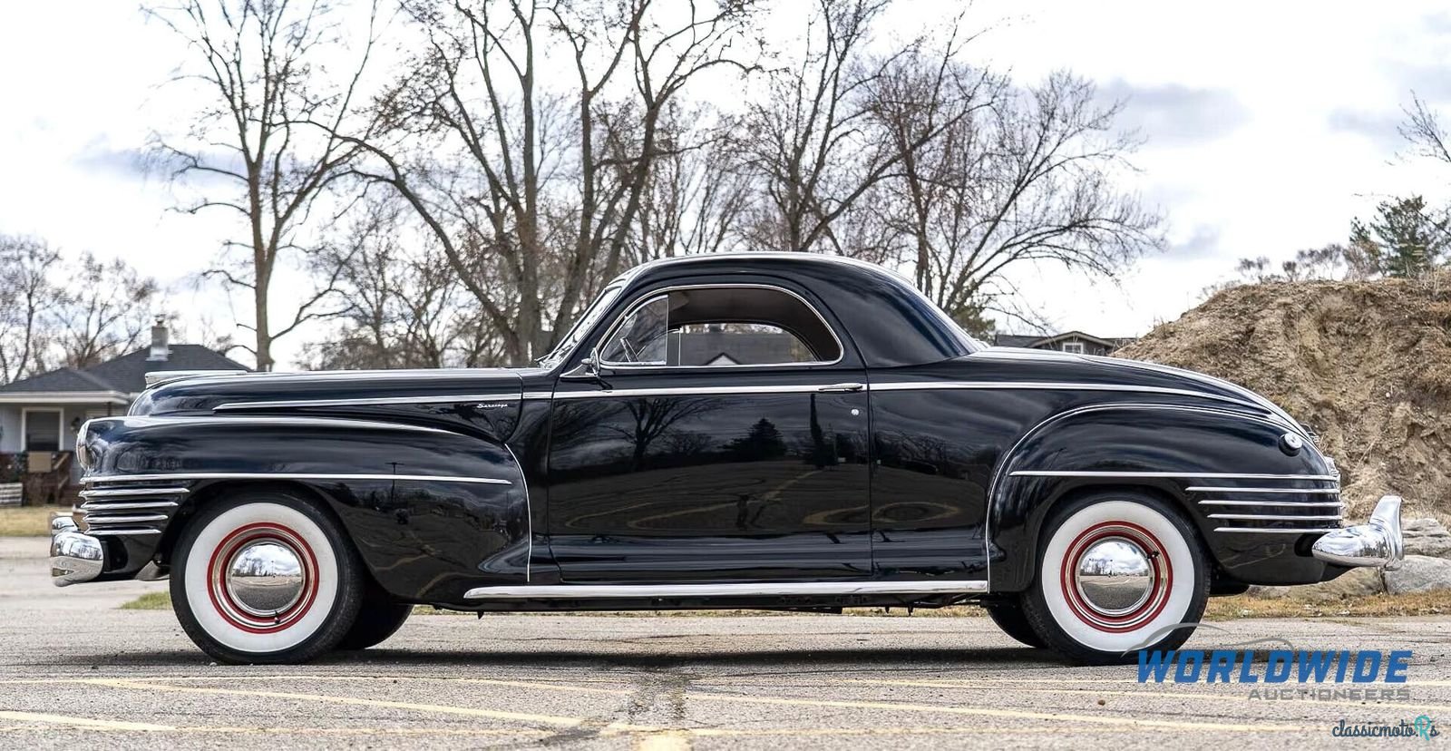 1942' Chrysler Saratoga photo #2