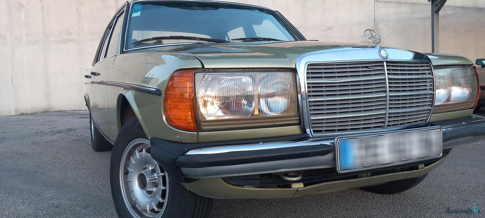 1979' Mercedes-Benz 300 photo #3