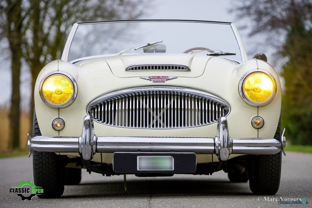 1961' Austin-Healey 3000 photo #2