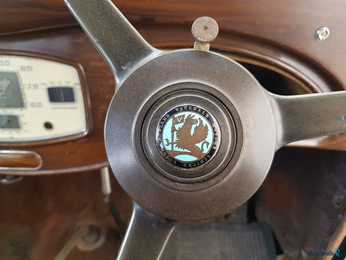 1938' Vauxhall 25Hp photo #3