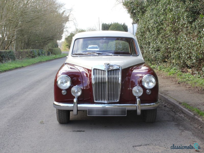 1956' MG Magnette photo #2