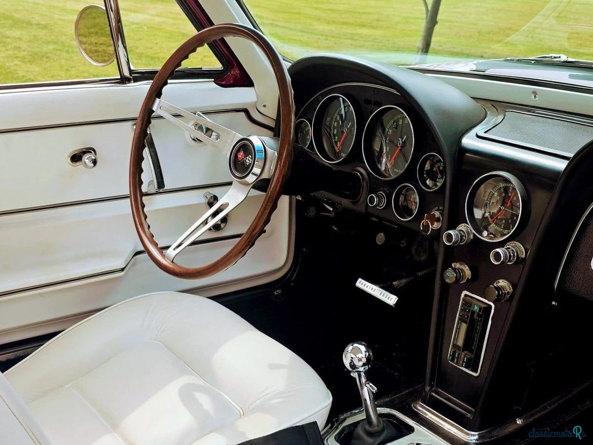 1965' Chevrolet Corvette photo #5