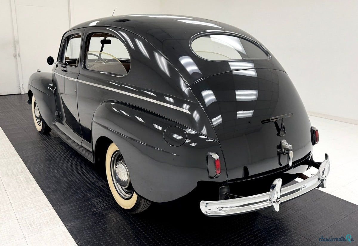 1941' Ford Tudor photo #3