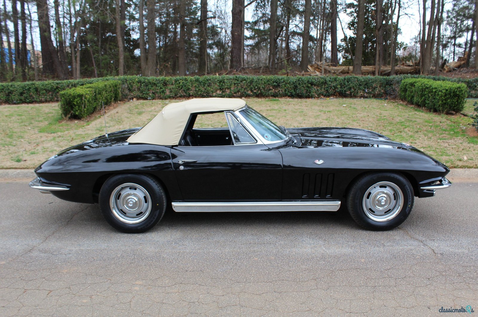 1966' Chevrolet Corvette photo #4