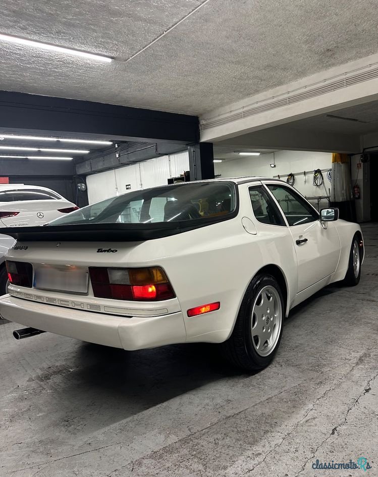 1987' Porsche 944 Standard photo #5