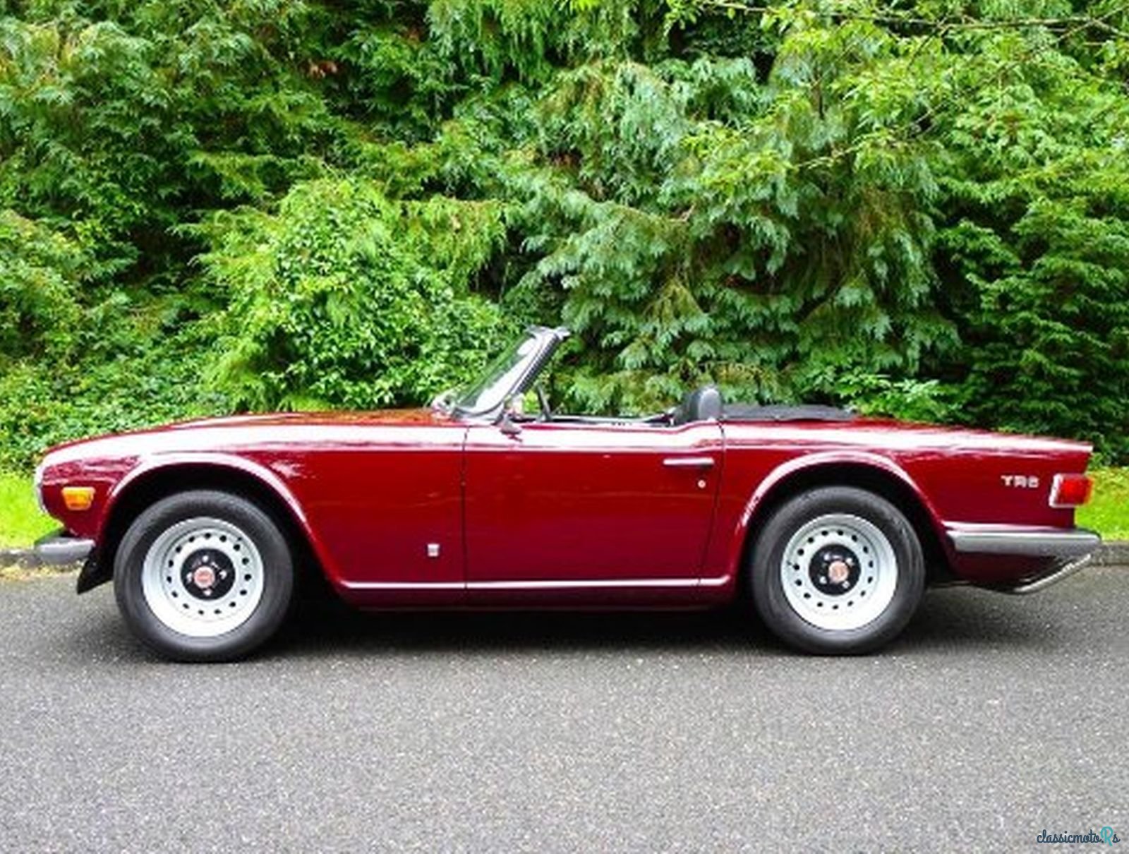 1970' Triumph TR6 photo #3
