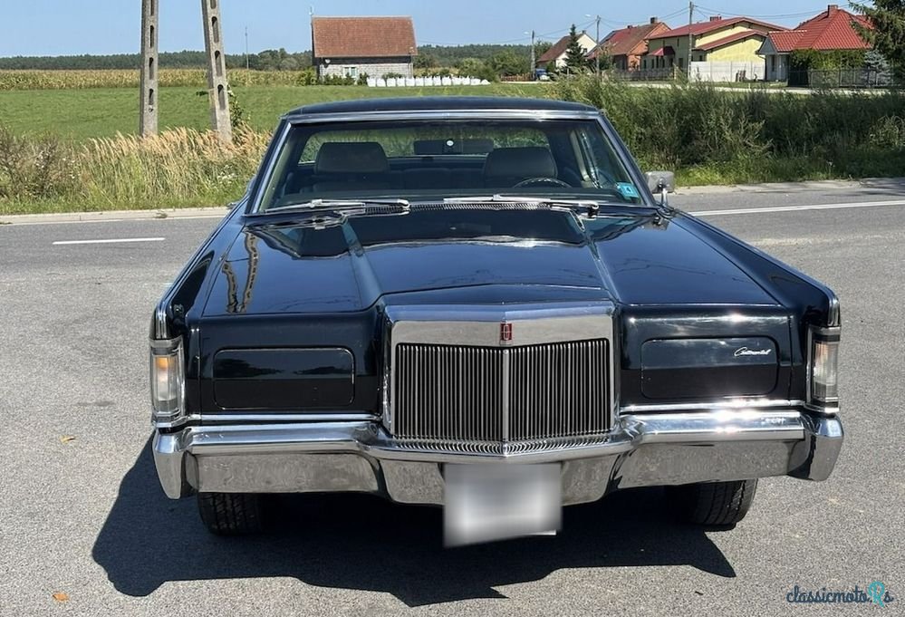 1969' Lincoln Continental photo #2