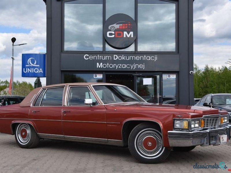 1977' Cadillac Fleetwood photo #1