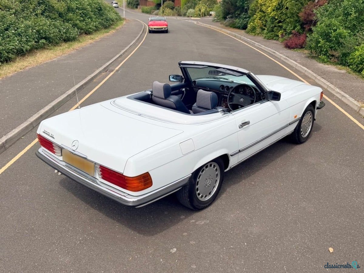 1987' Mercedes-Benz 300 photo #6