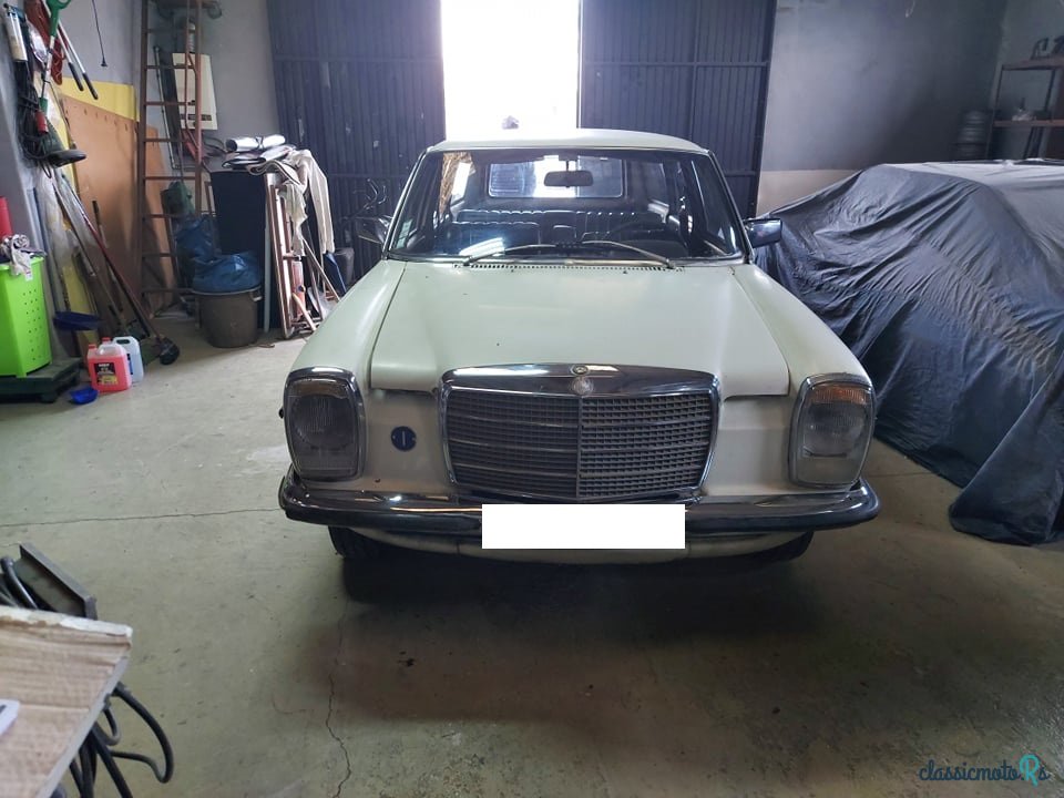 1978' Mercedes-Benz 240D photo #7