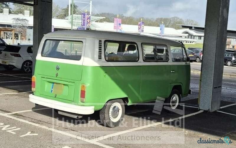 1977' Volkswagen Camper photo #4