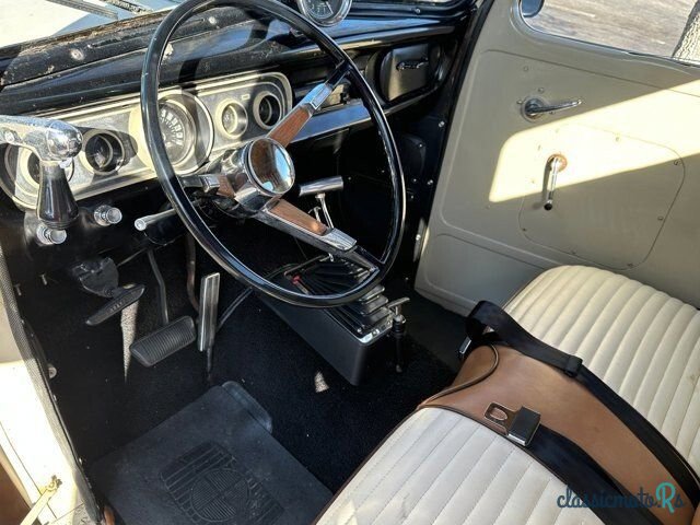 1940' Ford Pickup photo #4