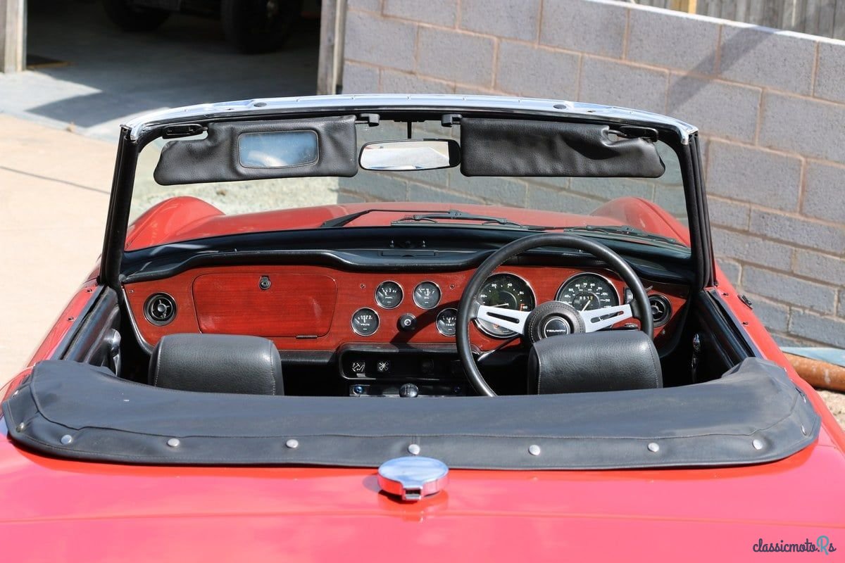 1974' Triumph TR6 photo #2