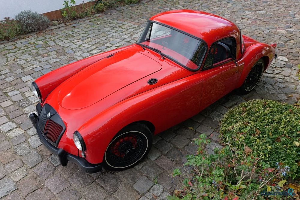 1957' MG MGA photo #2
