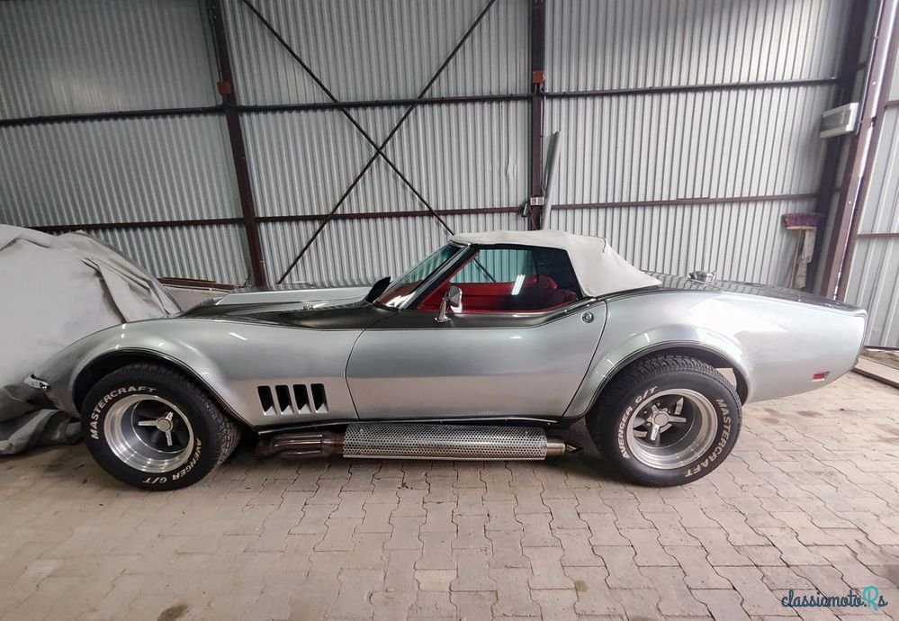 1968' Chevrolet Corvette photo #1