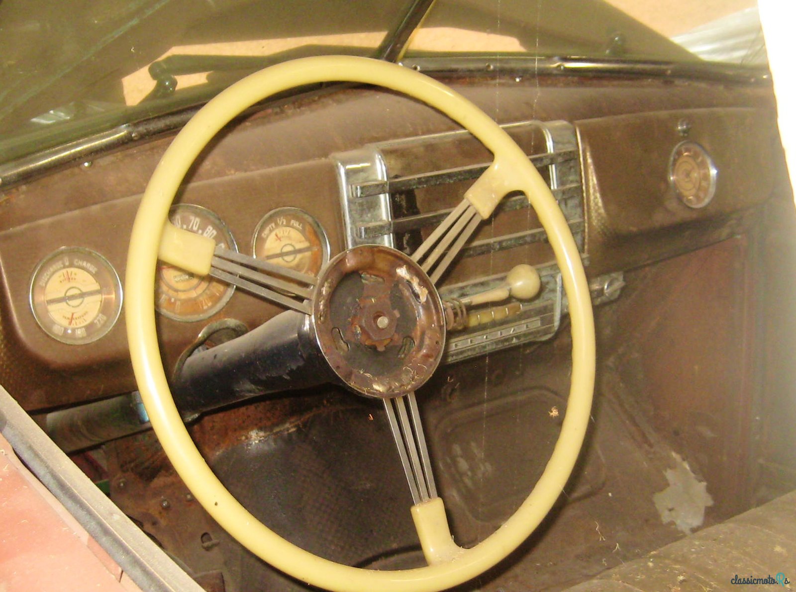 1941' Buick Roadmaster photo #3