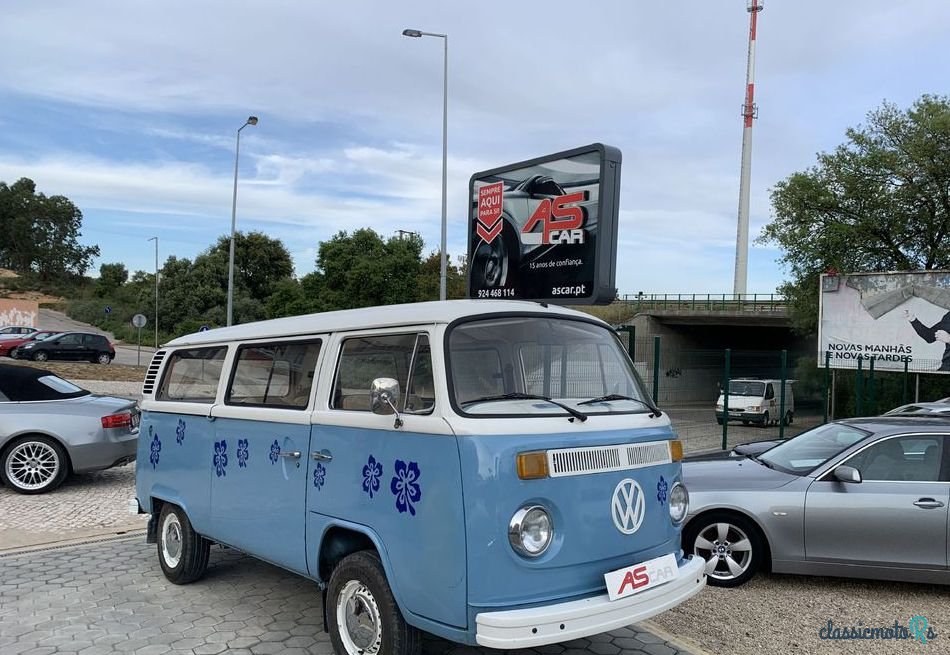 1974' Volkswagen Transporter photo #1