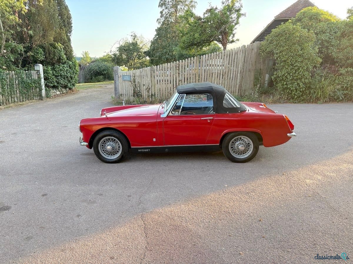 1970' MG Midget photo #5