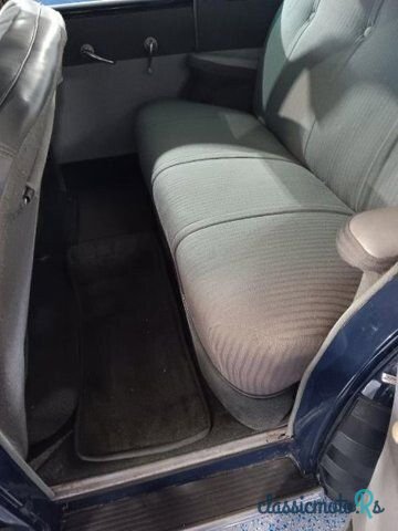 1946' Ford Super Deluxe photo #2