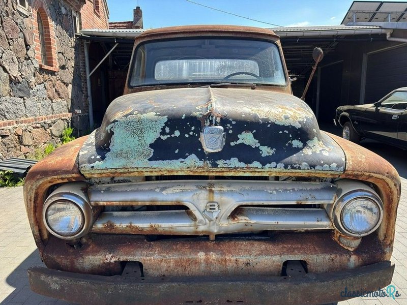 1953' Ford F-100 photo #2