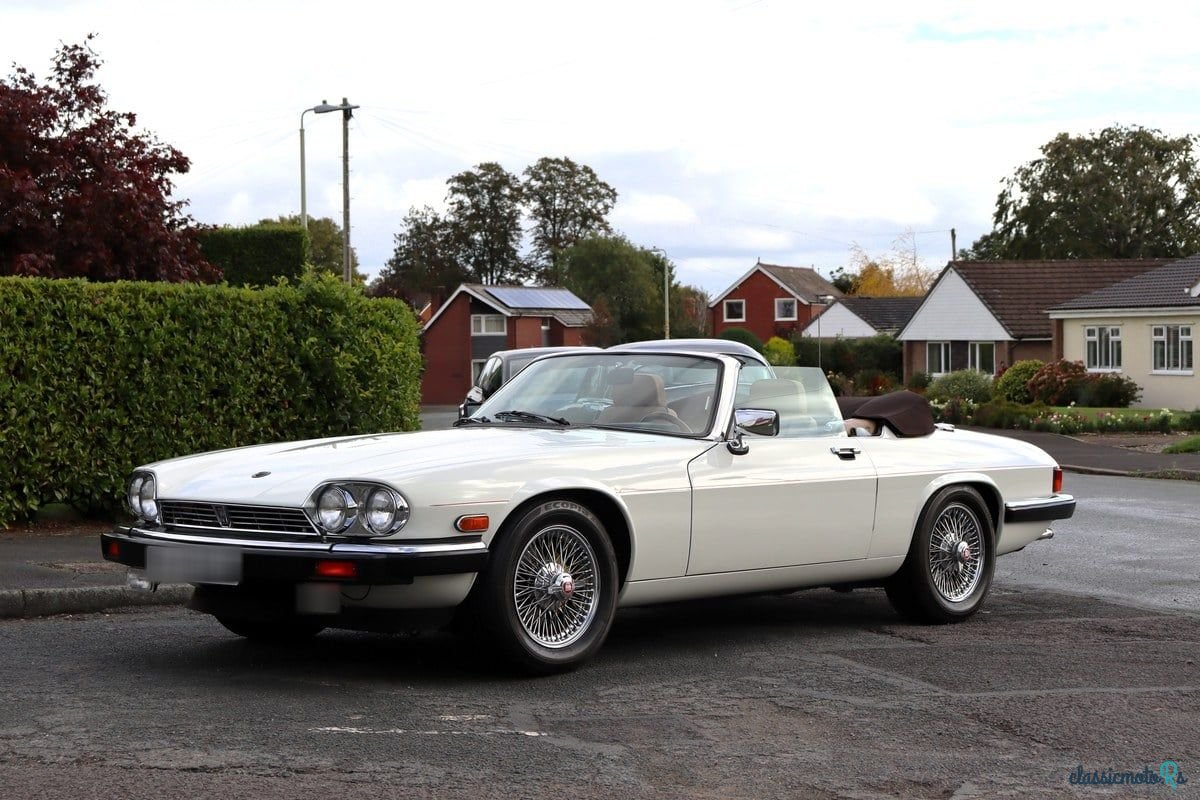 1989' Jaguar XJS photo #5