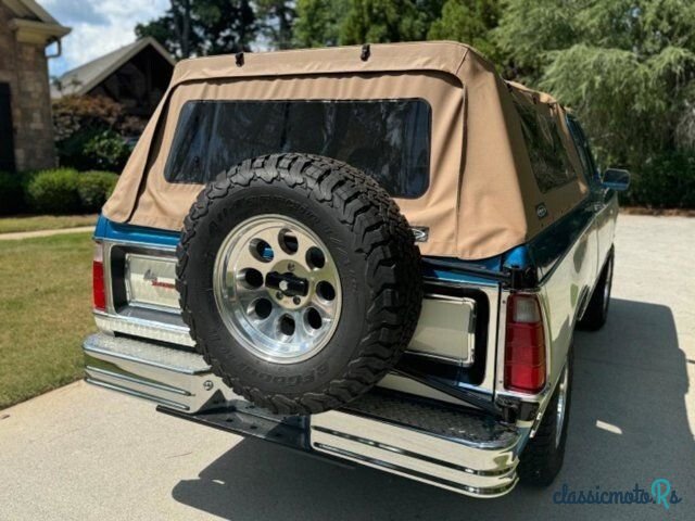 1977' Dodge Ramcharger photo #5