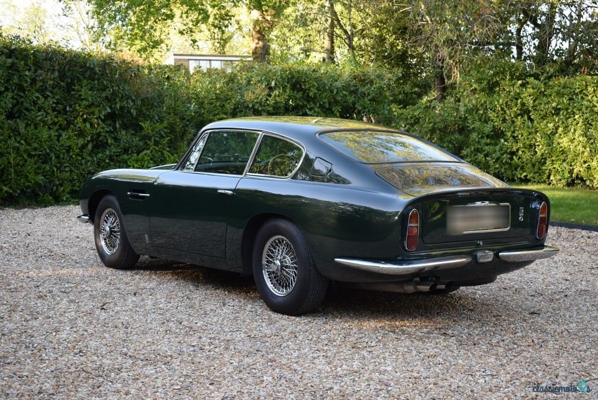 1967' Aston Martin DB6 photo #2