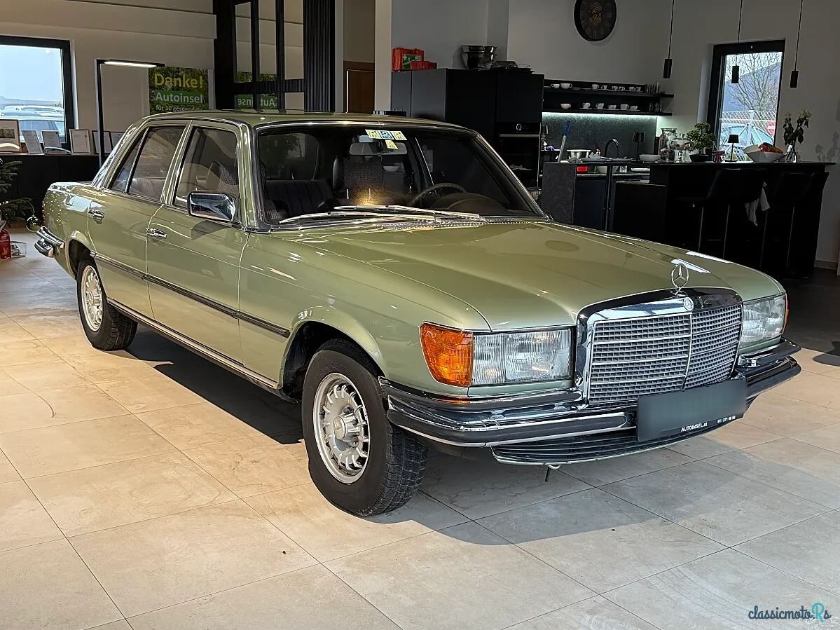 1979' Mercedes-Benz 280 photo #2