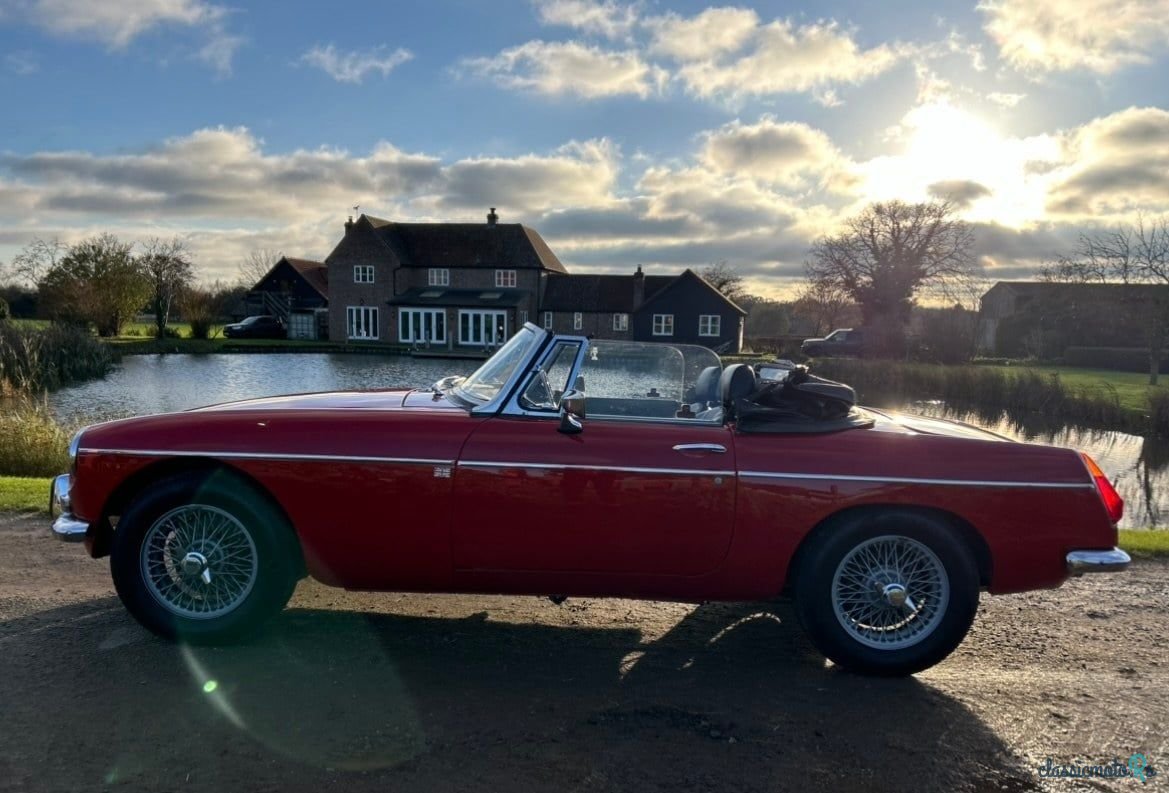 1972' MG MGB photo #1