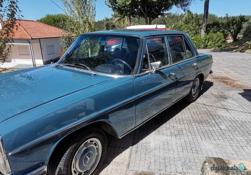 1972' Mercedes-Benz 220 photo #5